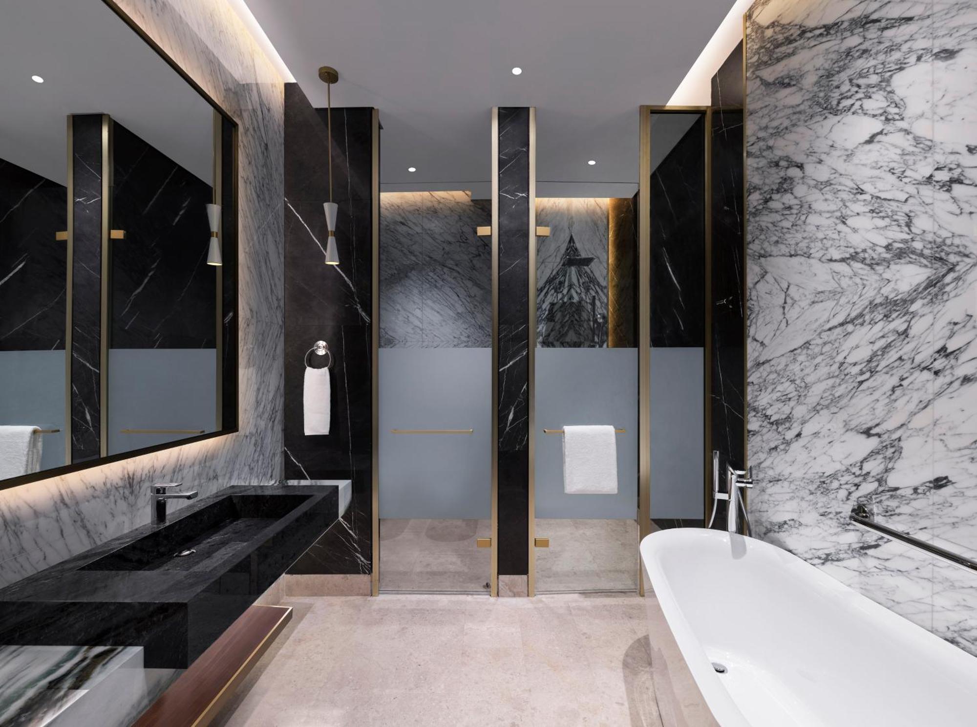 Velero Hotel Doha Lusail Экстерьер фото Bathroom