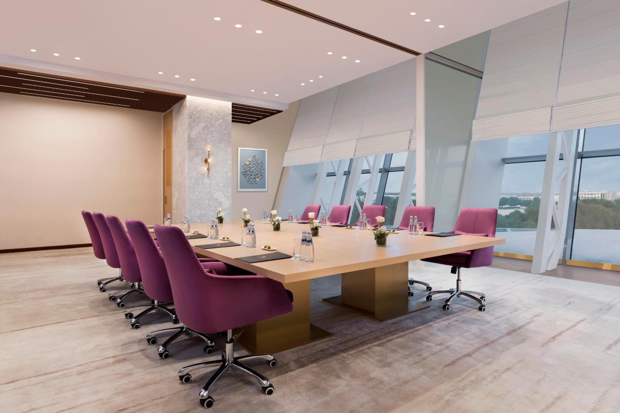 Velero Hotel Doha Lusail Экстерьер фото Boardroom