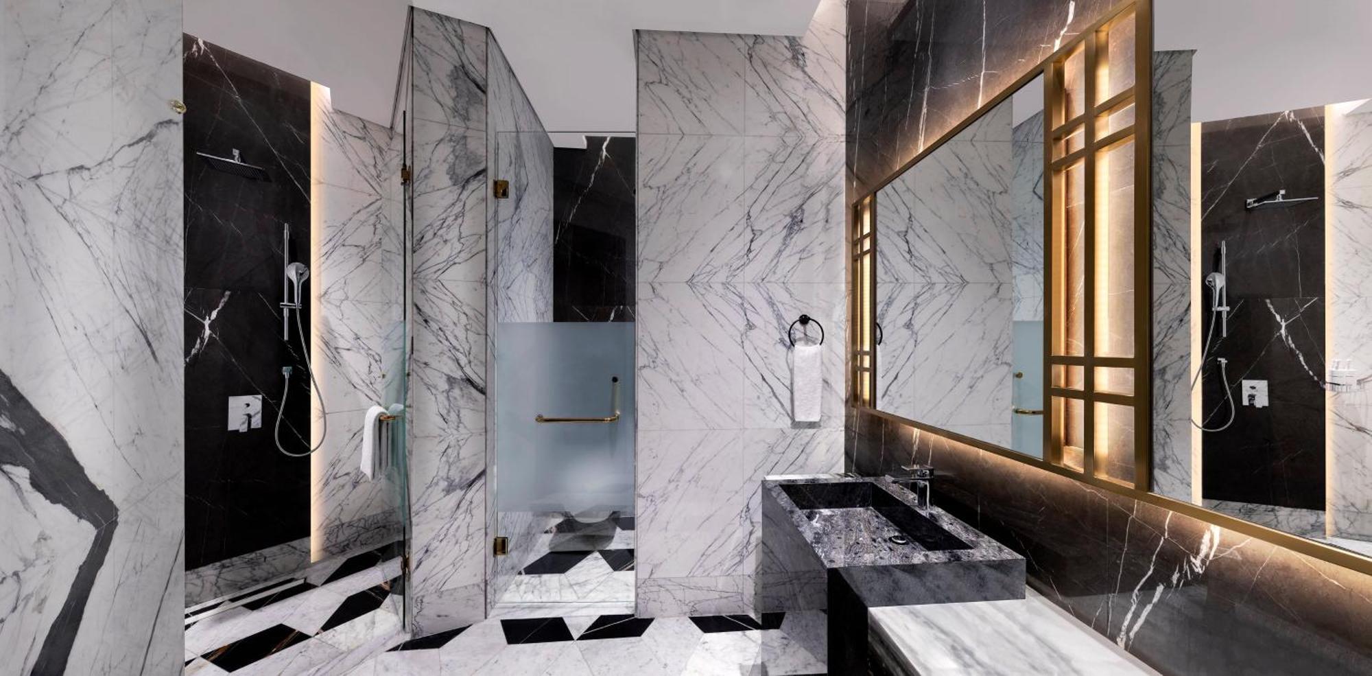 Velero Hotel Doha Lusail Экстерьер фото Bathroom